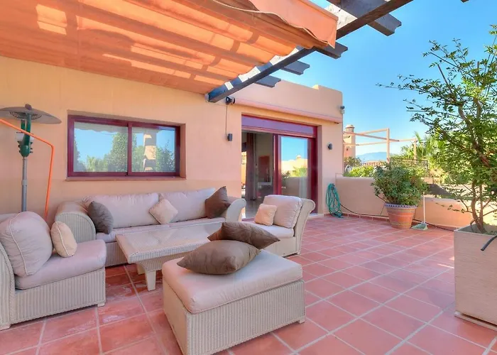 Penthouse By The Marbellac