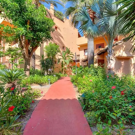 Penthouse By The Marbella