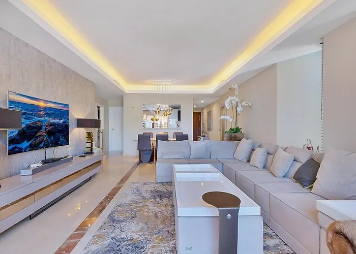 Penthouse By The Apartament